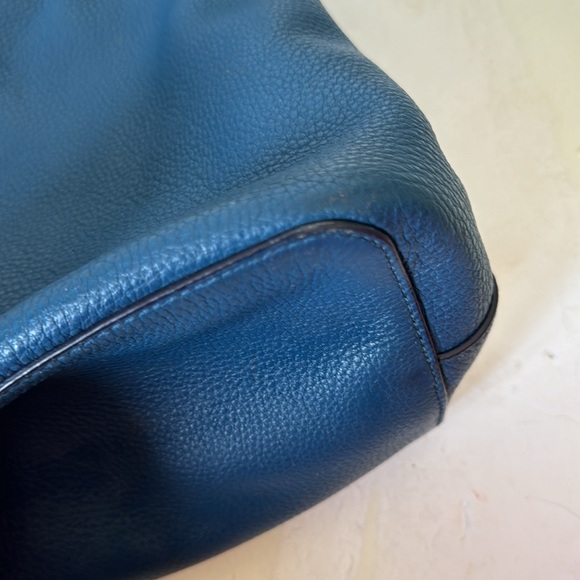 Tory Burch tote - Picture 8 of 16